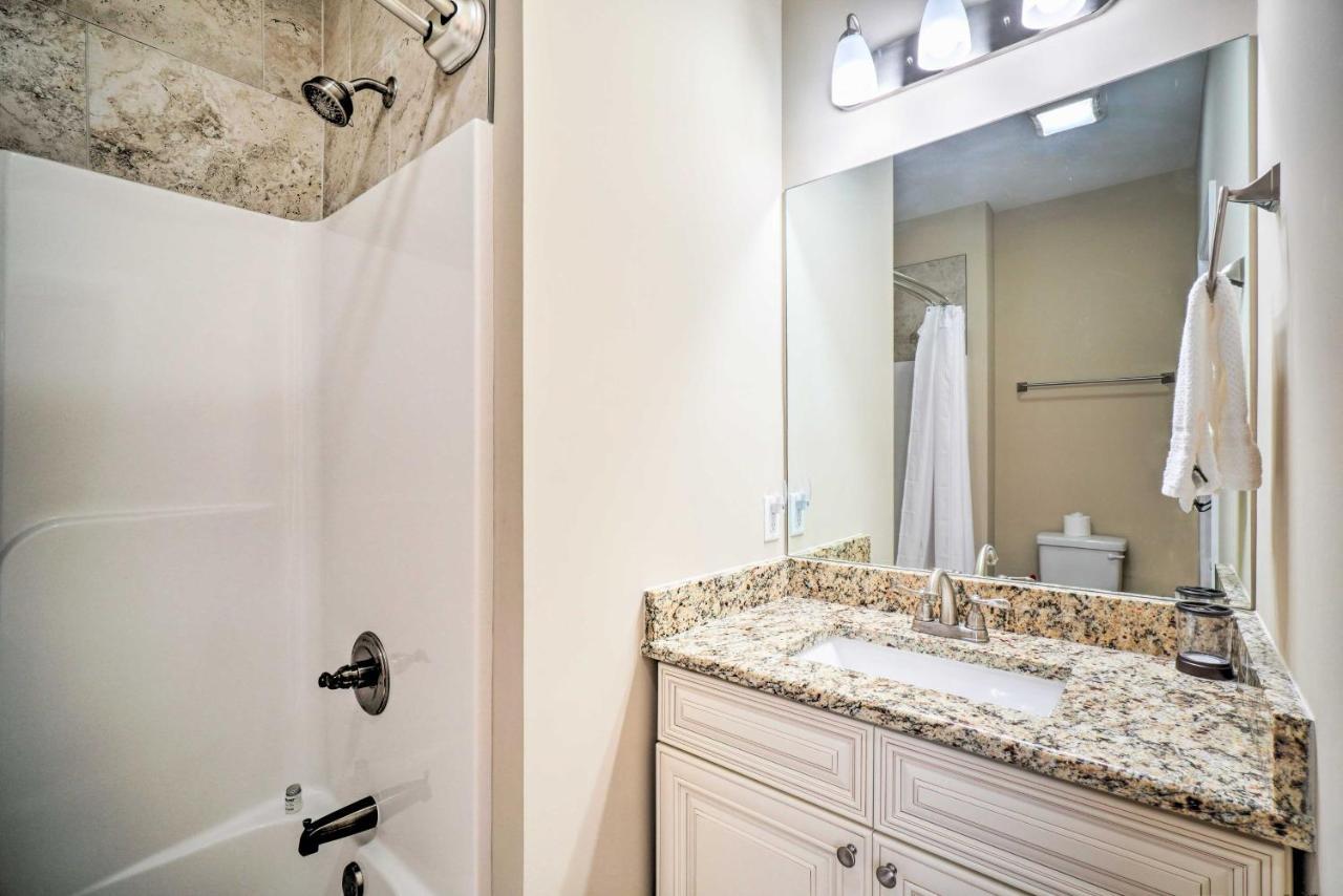 Chic Townsend Condo With Saltwater Pool! Zewnętrze zdjęcie